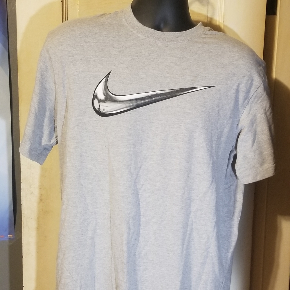 Nike Tee